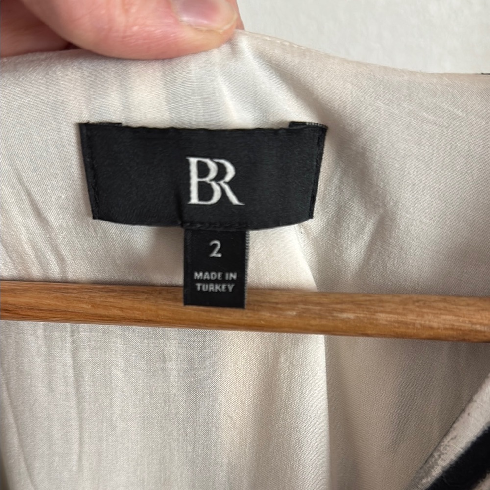 Banana Republic Black and White Mini Dress - Picture 2 of 10